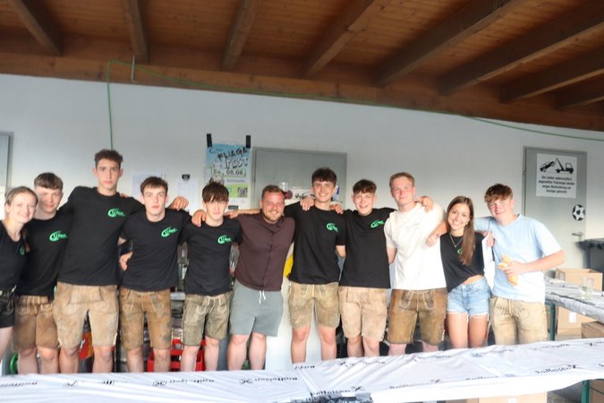 Kleinfeldturnier und 0-8-15 Fest